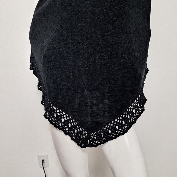 Newport News Black Super Soft Turtleneck Bohemian Crochet Hem Sweater Poncho O/S - Picture 3 of 13